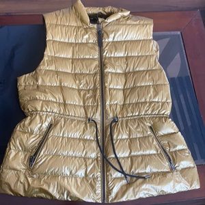 Authentic & New Mackage Vest - Gold